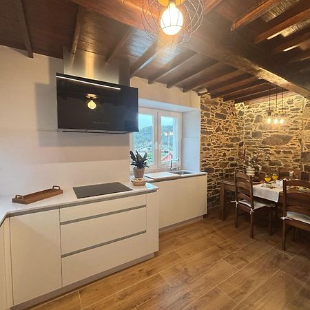 Casa Tarrio Con Piscina - Santiago De Compostela Villa Boqueixon Exteriör bild