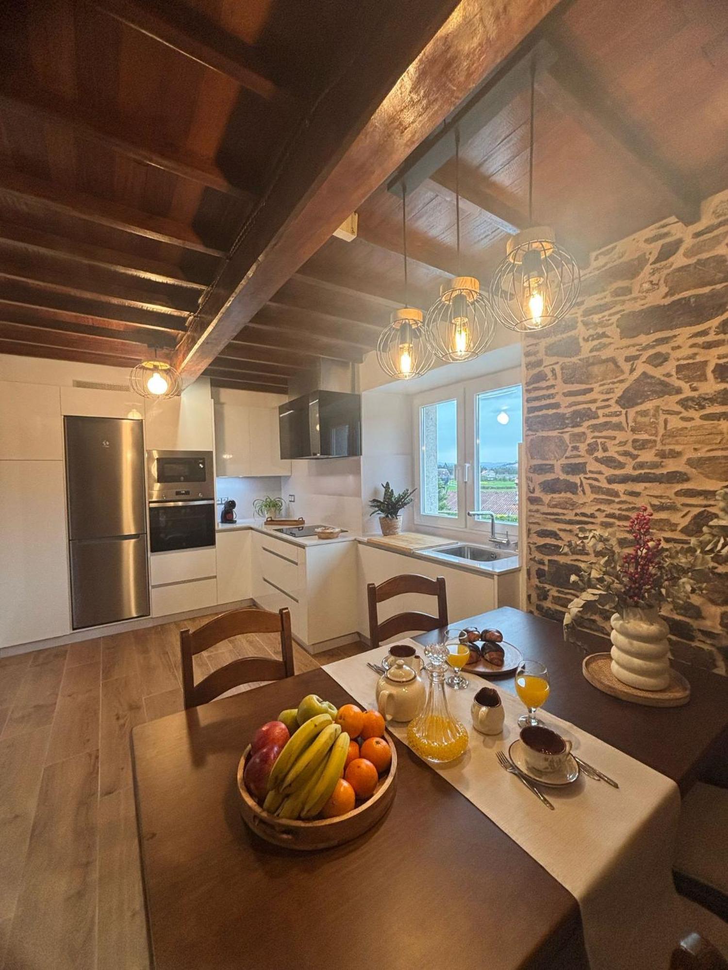 Casa Tarrio Con Piscina - Santiago De Compostela Villa Boqueixon Exteriör bild